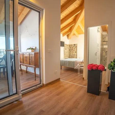 Konukevi Ca Bianca 3*